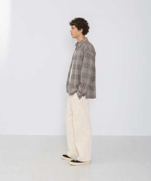 URBAN RESEARCH Sonny Label(アーバンリサーチサニーレーベル)の「リラックスフィットチェックレギュラーカラーシャツ(シャツ/ブラウス・メンズ・グリーン系その他/ブルー系その他/グレー系その他・MEDIUM/LARGE)」の18枚目の写真