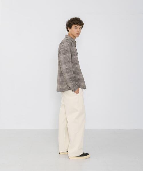 URBAN RESEARCH Sonny Label(アーバンリサーチサニーレーベル)の「リラックスフィットチェックレギュラーカラーシャツ(シャツ/ブラウス・メンズ・グリーン系その他/ブルー系その他/グレー系その他・MEDIUM/LARGE)」の20枚目の写真