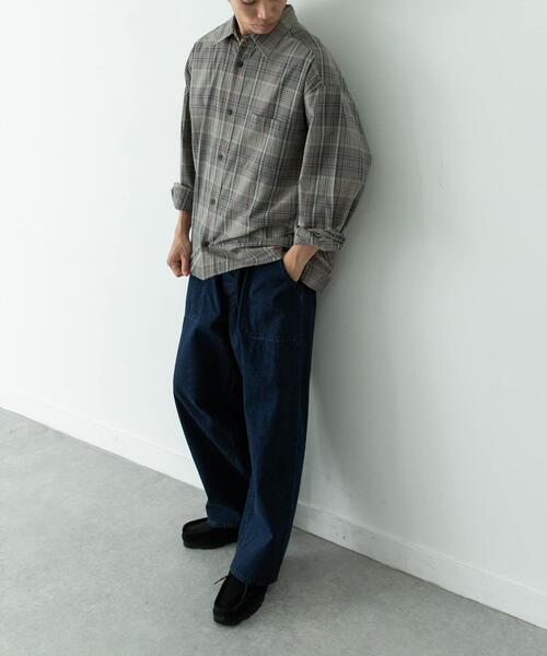 URBAN RESEARCH Sonny Label(アーバンリサーチサニーレーベル)の「リラックスフィットチェックレギュラーカラーシャツ(シャツ/ブラウス・メンズ・グリーン系その他/ブルー系その他/グレー系その他・MEDIUM/LARGE)」の22枚目の写真