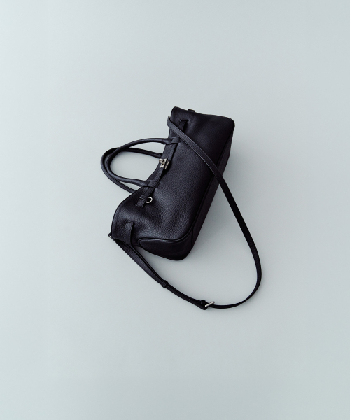 SIYAZU（シヤジュ）の「SIAC3142 Velu Bag_Black（トートバッグ・レディース・ブラック・ONE）」の3枚目の写真