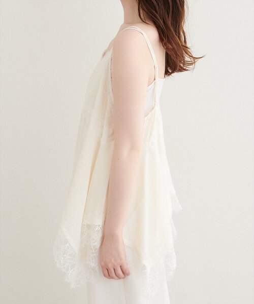 natural couture(ナチュラルクチュール)の「ランダムヘムサテンレースキャミ(シャツ/ブラウス・レディース・サックスブルー/モカ/アイボリー/ブラウン・FREE)」の20枚目の写真