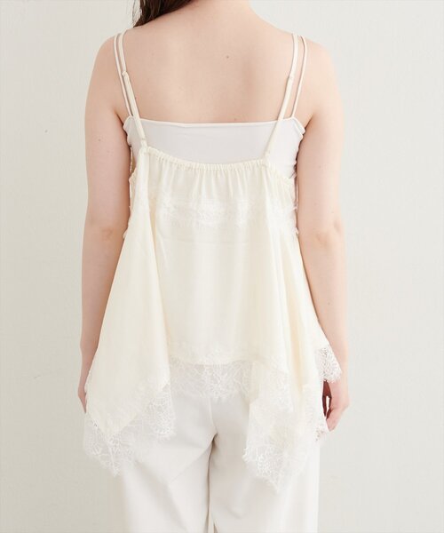 natural couture(ナチュラルクチュール)の「ランダムヘムサテンレースキャミ(シャツ/ブラウス・レディース・サックスブルー/モカ/アイボリー/ブラウン・FREE)」の21枚目の写真