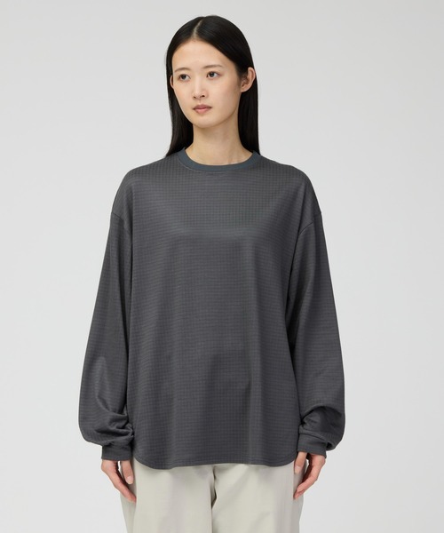 Snow Peak(スノーピーク)の「Snow Peak / Fusion Grid L/S Pullover フュージョングリッド ロングスリーブ プルオーバー(Tシャツ/カットソー・メンズ・チャコール/アイボリー・M/L)」の1枚目の写真