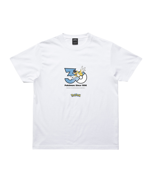 ZOZOSPOT(ゾゾスポット)の「Pokemon 30th Anniversary 1025 T-shirt 「イキリンコ(イエローフェザー)」(Tシャツ/カットソー・レディース・ホワイト・160cm/150cm/140cm/130cm/120cm/110cm/100cm/XXX-LARGE/XX-LARGE/X-LARGE/LARGE/MEDIUM/SMALL)」の1枚目の写真