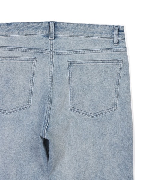 The DUFFER of ST.GEORGE(ザダファーオブセントジョージ)の「GUM STRETCH GRADATION BLEACH DENIM:「ガムストレッチ」グラデーション ブリーチ デニム(デニムパンツ・メンズ・インディゴブルー・X-LARGE/LARGE/MEDIUM/SMALL)」の9枚目の写真