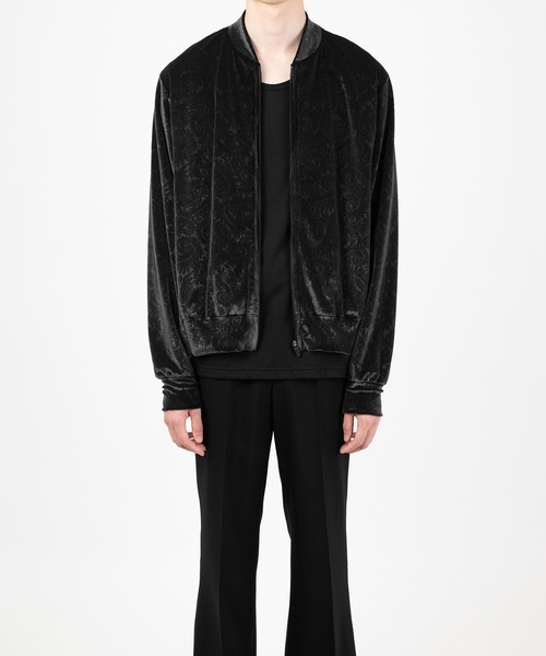 LAD MUSICIAN(ラッドミュージシャン)の「EMBOSSED VELOUR BLOUSON(ブルゾン・メンズ・ブラック・46/44/42)」の2枚目の写真