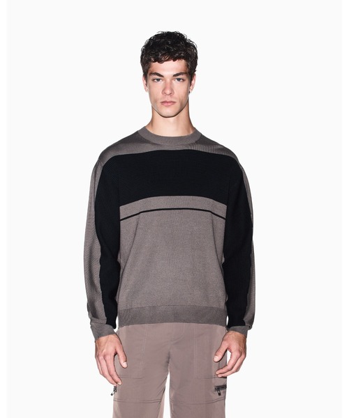 ARMANI EXCHANGE(アルマーニエクスチェンジ)の「【A|X アルマーニ エクスチェンジ】<オンライン限定>カラーブロック ボーダー ニットプルオーバー(ニット/セーター・メンズ・ブルー/ライトブラウン・X-LARGE/SMALL/MEDIUM/LARGE/X-SMALL)」の1枚目の写真
