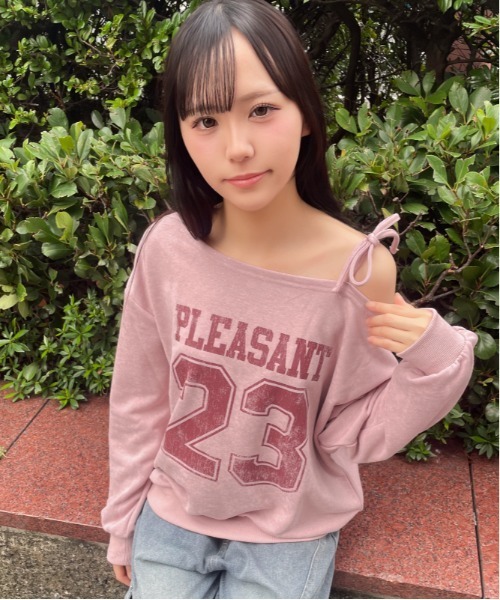 GORGE(ゴージ)の「ラメ裏毛 ワンショルダーナンバーロゴトップス|全4色(Tシャツ/カットソー・レディース・オフホワイト/ピンク/ブラック/ネイビー・F)」の10枚目の写真