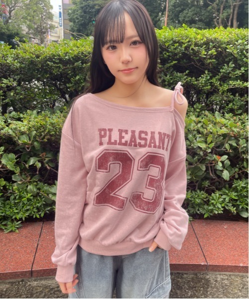 GORGE(ゴージ)の「ラメ裏毛 ワンショルダーナンバーロゴトップス|全4色(Tシャツ/カットソー・レディース・オフホワイト/ピンク/ブラック/ネイビー・F)」の11枚目の写真