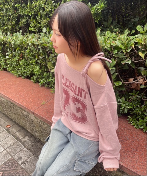 GORGE(ゴージ)の「ラメ裏毛 ワンショルダーナンバーロゴトップス|全4色(Tシャツ/カットソー・レディース・オフホワイト/ピンク/ブラック/ネイビー・F)」の12枚目の写真