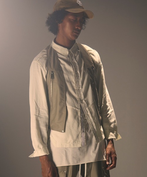 NAPE_（ネイプ）の「mcg3905-HAENESS - VEST ハーネスベスト(NPS-441)（ベスト・メンズ・グレイッシュベージュ/ブラック・4/3/2/1）」の3枚目の写真