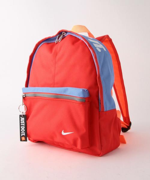 NIKE(ナイキ)の「【NIKE(ナイキ)】 クラシックバックパック11L(バックパック/リュック・キッズ・レッド/ネイビー・FREE)」の3枚目の写真