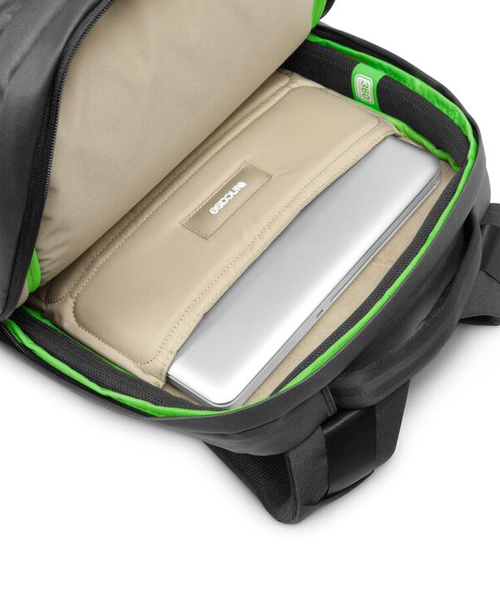 incase(インケース)の「CL55450 City Collection Backpack(バックパック/リュック・メンズ・ブラック・ONE SIZE)」の17枚目の写真