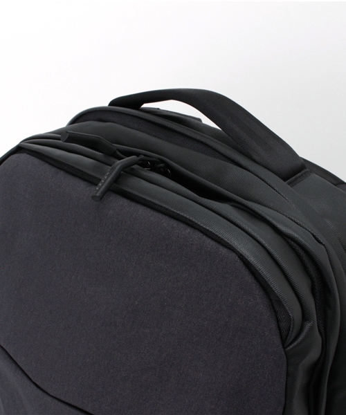 incase(インケース)の「CL55450 City Collection Backpack(バックパック/リュック・メンズ・ブラック・ONE SIZE)」の16枚目の写真