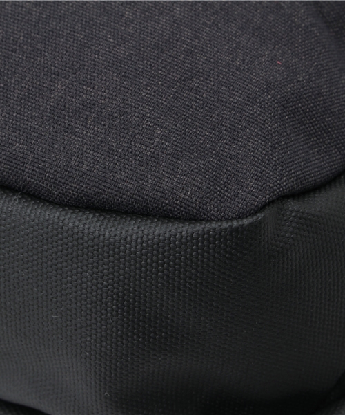 incase(インケース)の「CL55450 City Collection Backpack(バックパック/リュック・メンズ・ブラック・ONE SIZE)」の6枚目の写真