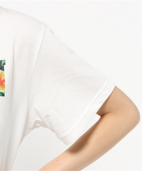 WEGO(ウィゴー)の「WEGO/フラワーTシャツ(Tシャツ/カットソー・レディース・ネイビー/ホワイト・FREE)」の7枚目の写真