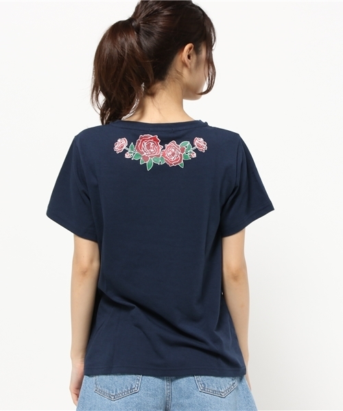 WEGO(ウィゴー)の「WEGO/フラワーTシャツ(Tシャツ/カットソー・レディース・ネイビー/ホワイト・FREE)」の11枚目の写真