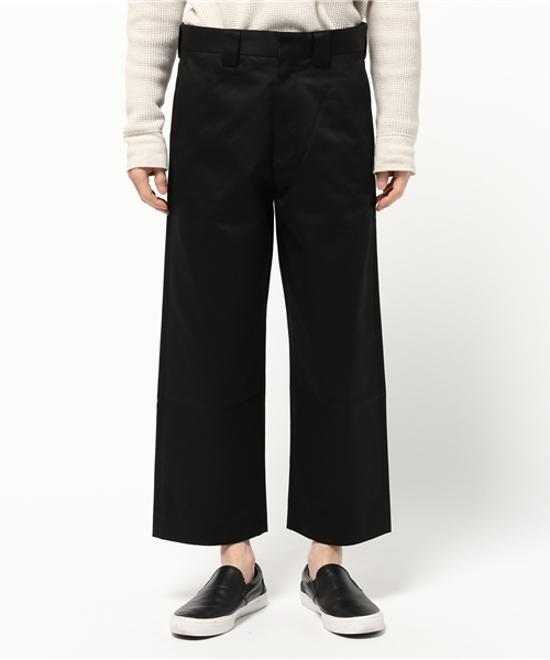 URBAN RESEARCH（アーバンリサーチ）の「UR ワイドチノアンクルトラウザー（その他パンツ・メンズ・ベージュ/ブラック/カーキ・LARGE/MEDIUM）」の6枚目の写真