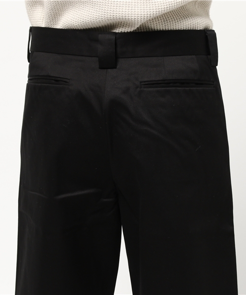 URBAN RESEARCH（アーバンリサーチ）の「UR ワイドチノアンクルトラウザー（その他パンツ・メンズ・ベージュ/ブラック/カーキ・LARGE/MEDIUM）」の8枚目の写真