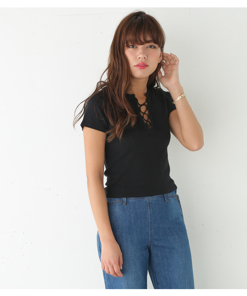 SLY（スライ）の「LACE UP テレコT/SH（Tシャツ/カットソー・レディース・ブラック/グリーン系その他/ライトピンク/ホワイト/ベージュ・1/2）」の3枚目の写真