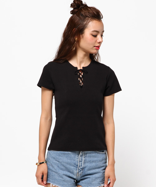 SLY（スライ）の「LACE UP テレコT/SH（Tシャツ/カットソー・レディース・ブラック/グリーン系その他/ライトピンク/ホワイト/ベージュ・1/2）」の12枚目の写真