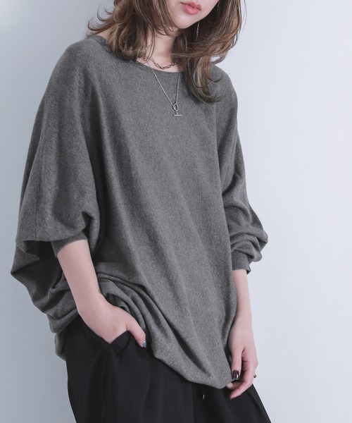 osharewalker（オシャレウォーカー）の「『ボートネックドルマンコットンニット』（ニット/セーター・レディース・レッド/ネイビー/アイボリー/ブラック/ライトベージュ/カーキ/グリーン/チャコールグレー/ターメリック/マジェンタ/ロイヤルブルー/グレー系その他/ブルー系その他/ワイン/オレンジ系その他/テラコッタ/オリーブ/ブルー系その他2/コーラルピンク/杢グレー/ブラウン/ネイビー系/パープル・FREE）」の3枚目の写真