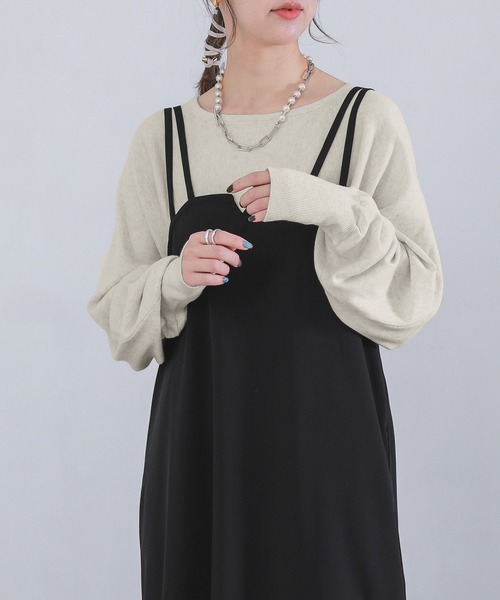 osharewalker（オシャレウォーカー）の「『ボートネックドルマンコットンニット』（ニット/セーター・レディース・レッド/ネイビー/アイボリー/ブラック/ライトベージュ/カーキ/グリーン/チャコールグレー/ターメリック/マジェンタ/ロイヤルブルー/グレー系その他/ブルー系その他/ワイン/オレンジ系その他/テラコッタ/オリーブ/ブルー系その他2/コーラルピンク/杢グレー/ブラウン/ネイビー系/パープル・FREE）」の2枚目の写真