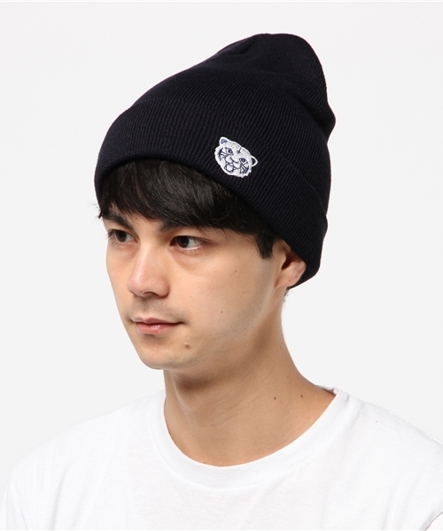 TRANS CONTINENTS(トランスコンチネンツ)の「トラコン刺繍入りニットキャップ(ニットキャップ/ビーニー・メンズ・ブラック/ホワイト/レッド/ネイビー・FREE)」の4枚目の写真