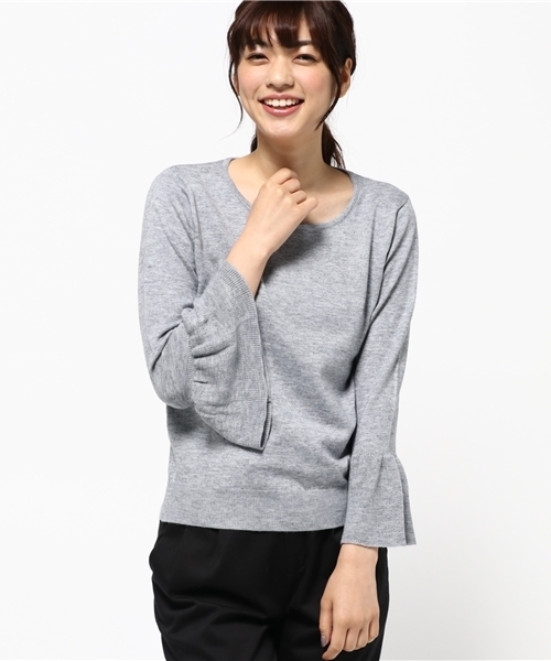 ROPE' PICNIC（ロペピクニック）の「フレアー袖ニット（ニット/セーター・レディース・ネイビー/グレー/ワイン/キナリ・38）」の15枚目の写真