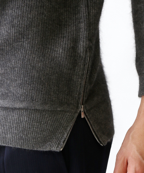 ABAHOUSE（アバハウス）の「ソフトタッチドレープタートルネック（ニット/セーター・メンズ・ワイン/グリーン/ベージュ/チャコールグレー・48/46/44）」の8枚目の写真
