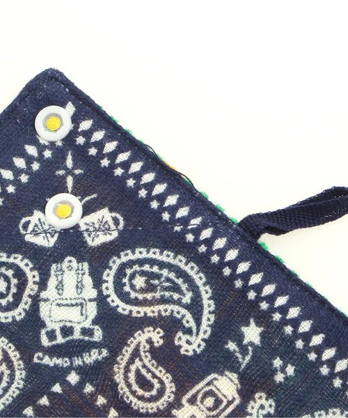 BREEZE(ブリーズ)の「2WAY ハンカチスタイ(BOY)(スタイ/よだれかけ・キッズ・グリーン/ネイビー・80)」の8枚目の写真