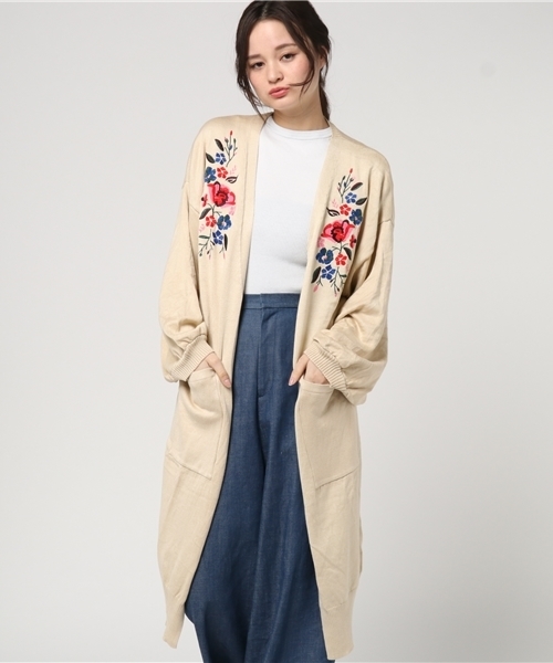 MERLOT（メルロー）の「花刺繍ロングニットカーディガン4892