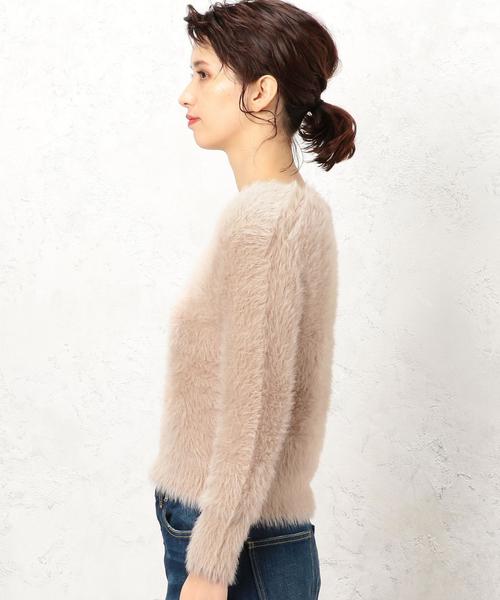 green label relaxing（グリーンレーベルリラクシング）の「CF フェザーヤーン Vネック ニット ◆（ニット/セーター・レディース・オリーブ/ライトグレー/ライトピンク・FREE）」の6枚目の写真