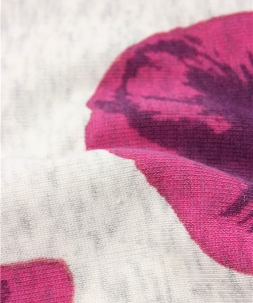 HAKKA BABY（ハッカベビー）の「[ベビー]『COTTON CANDY』シリーズ すみれプリントスタイ（スタイ/よだれかけ・キッズ・ピンク/パープル・FREE）」の6枚目の写真