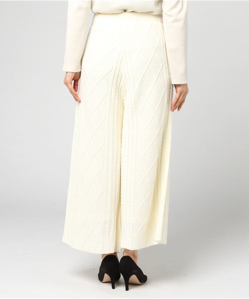 KOBE LETTUCE（コウベレタス）の「ケーブル編みニットワイドパンツ【セットアップOK】（その他パンツ・レディース・ブラック/アイボリー/グレー/モカ・FREE）」の10枚目の写真