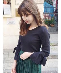 MERCURYDUO | 袖フレアリボン付Vネックニット(ニット/セーター)