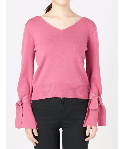 MERCURYDUO（マーキュリーデュオ）の「袖フレアリボン付Vネックニット（ニット/セーター・レディース・ブラック/グレー/オフホワイト/ベビーピンク・FREE）」の5枚目の写真