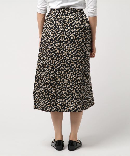 titivate（ティティベイト）の「ﾀﾞﾙﾒｼｱﾝ柄ﾌﾚｱｽｶｰﾄ（スカート・レディース・ベージュ/ブラック・S/L/M）」の4枚目の写真