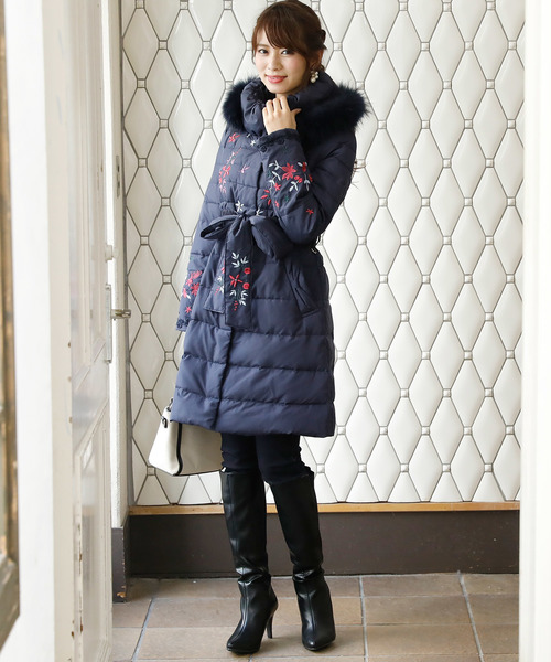ElegChic（エレグシック）の「エンブロイダリー ロング ダウンコートリボン（ダウンジャケット/コート・レディース・ブラック/グレー/ネイビー・M/L）」の19枚目の写真