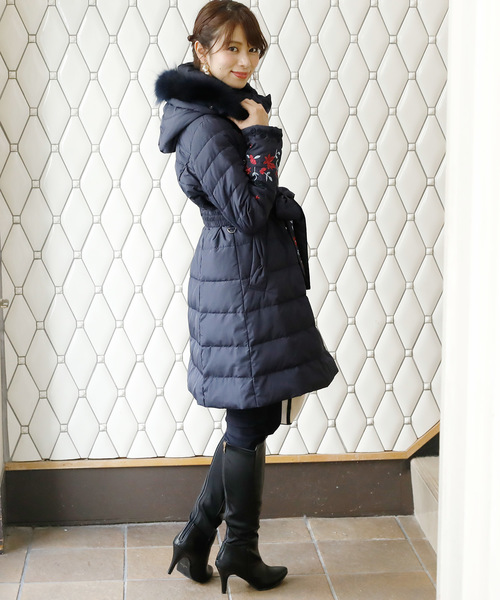 ElegChic（エレグシック）の「エンブロイダリー ロング ダウンコートリボン（ダウンジャケット/コート・レディース・ブラック/グレー/ネイビー・M/L）」の20枚目の写真