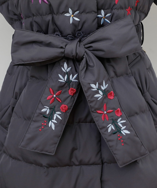 ElegChic（エレグシック）の「エンブロイダリー ロング ダウンコートリボン（ダウンジャケット/コート・レディース・ブラック/グレー/ネイビー・M/L）」の17枚目の写真