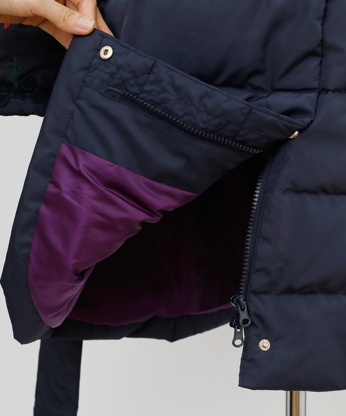 ElegChic（エレグシック）の「エンブロイダリー ロング ダウンコートリボン（ダウンジャケット/コート・レディース・ブラック/グレー/ネイビー・M/L）」の11枚目の写真