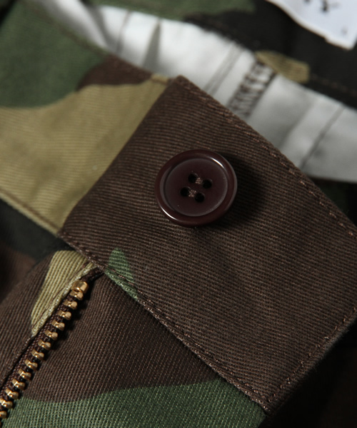 WEGO（ウィゴー）の「WEGO/カモフラツイルクロップドパンツ（スラックス・メンズ・ブラウン/カーキ・LARGE/MEDIUM）」の12枚目の写真