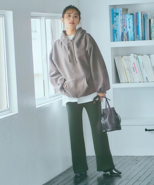 KOBE LETTUCE（コウベレタス）の「選べる2丈リブニットワイドパンツ（その他パンツ・レディース・ベージュ/ピンク系その他/ブラウン/チャコールグレー/ブラック/ベージュ系その他/ピンク系その他2/ブラウン系その他/グレー系その他/ブラック系その他/グリーン系その他/ホワイト系その他/ブルー系その他/ホワイト系その他2/ブルー/ダークグリーン・1/2）」の12枚目の写真