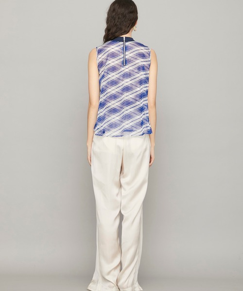 mintdesigns(ミントデザインズ)の「【mintdesigns(ミントデザインズ)】メッシュボーダートップス 36201-MS2TC03(シャツ/ブラウス・レディース・ブラック/ブルー・MEDIUM)」の8枚目の写真