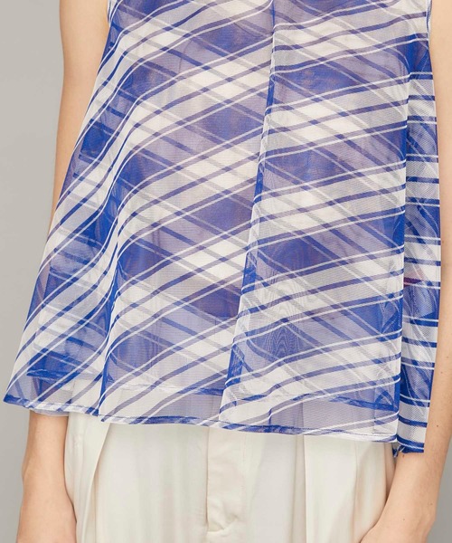 mintdesigns(ミントデザインズ)の「【mintdesigns(ミントデザインズ)】メッシュボーダートップス 36201-MS2TC03(シャツ/ブラウス・レディース・ブラック/ブルー・MEDIUM)」の4枚目の写真