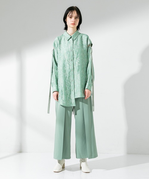 UNITED TOKYO（ユナイテッドトウキョウ）の「KARAKUSAジャガードブラウス（シャツ/ブラウス・レディース・ベージュ/カーキ/ライトグリーン・0）」の14枚目の写真