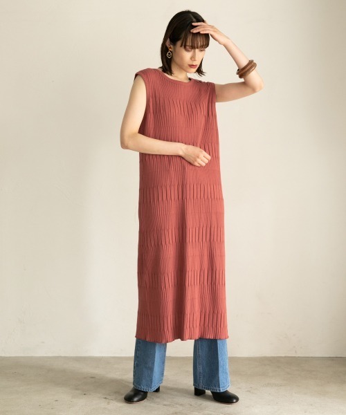 LOWRYS FARM(ローリーズファーム)の「CONEフレアパンツ 889419(デニムパンツ・レディース・ネイビー/ブルー/チャコールグレー・LARGE/MEDIUM)」の9枚目の写真