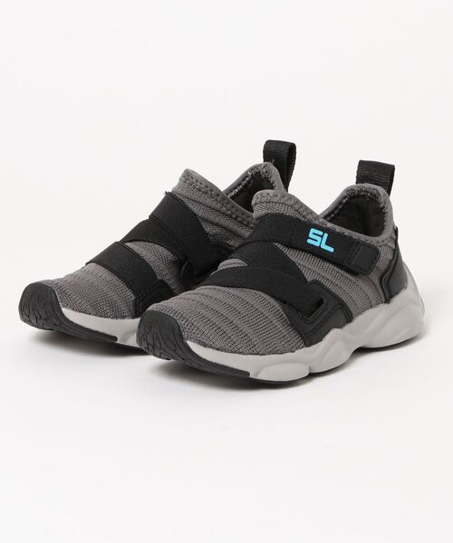 瞬足（シュンソク）の「瞬足/SLBYSYUNSOKU/DSL0220（スニーカー・キッズ・レッド/ブラック×ブラック/ブルー/ブラック/グレー/ネイビー/イエロー/ライトグレー・22.5cm/23.0cm/21.5cm/25.0cm/22.0cm/19.0cm/16.0cm/24.5cm/21.0cm/23.5cm/17.0cm/18.0cm/24.0cm/20.0cm）」の5枚目の写真