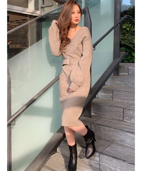 RESEXXY（リゼクシー）の「カシュクールニットワンピース（ワンピース・レディース・ブラック/ブラウン/ピンク/オフホワイト・FREE）」の8枚目の写真